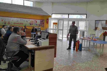 کارگاه اطفای حریق ویژه کتابداران  شهرستان درگز