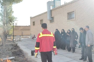 کارگاه اطفای حریق ویژه کتابداران  استان خراسان‌رضوی