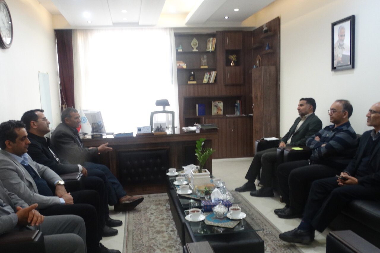 تقویت زیرساخت‌های فرهنگی با محوریت ایجاد کتابخانه روستایی ضروری است