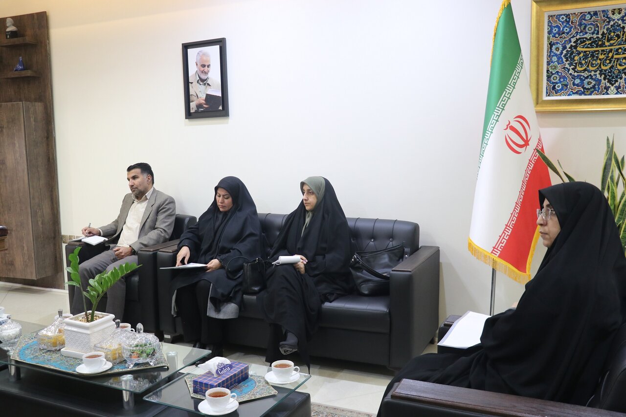 سرپرست ادارهکل کتابخانههای عمومی خراسان رضوی با مدیر ستاد کانونهای فرهنگی مساجد استان دیدار کرد