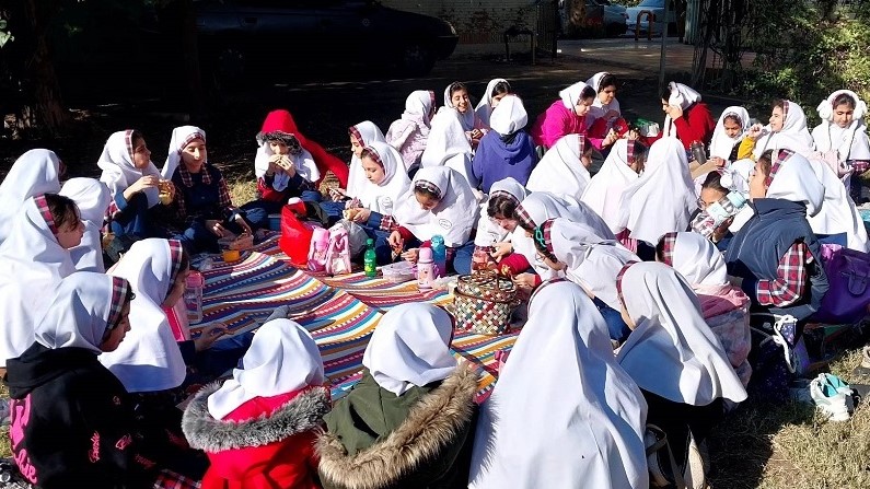 کتابخانه شهید رجایی با برگزاری فعالیتهای فرهنگی، فضایی شاد و یادگیریمحور برای کودکان فراهم کرد