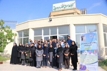 اهدای کتاب قلم چی