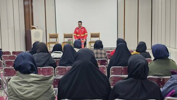 کارگاه اطفای حریق ویژه کتابداران استان زنجان