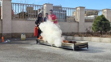 کارگاه اطفای حریق ویژه کتابداران استان زنجان