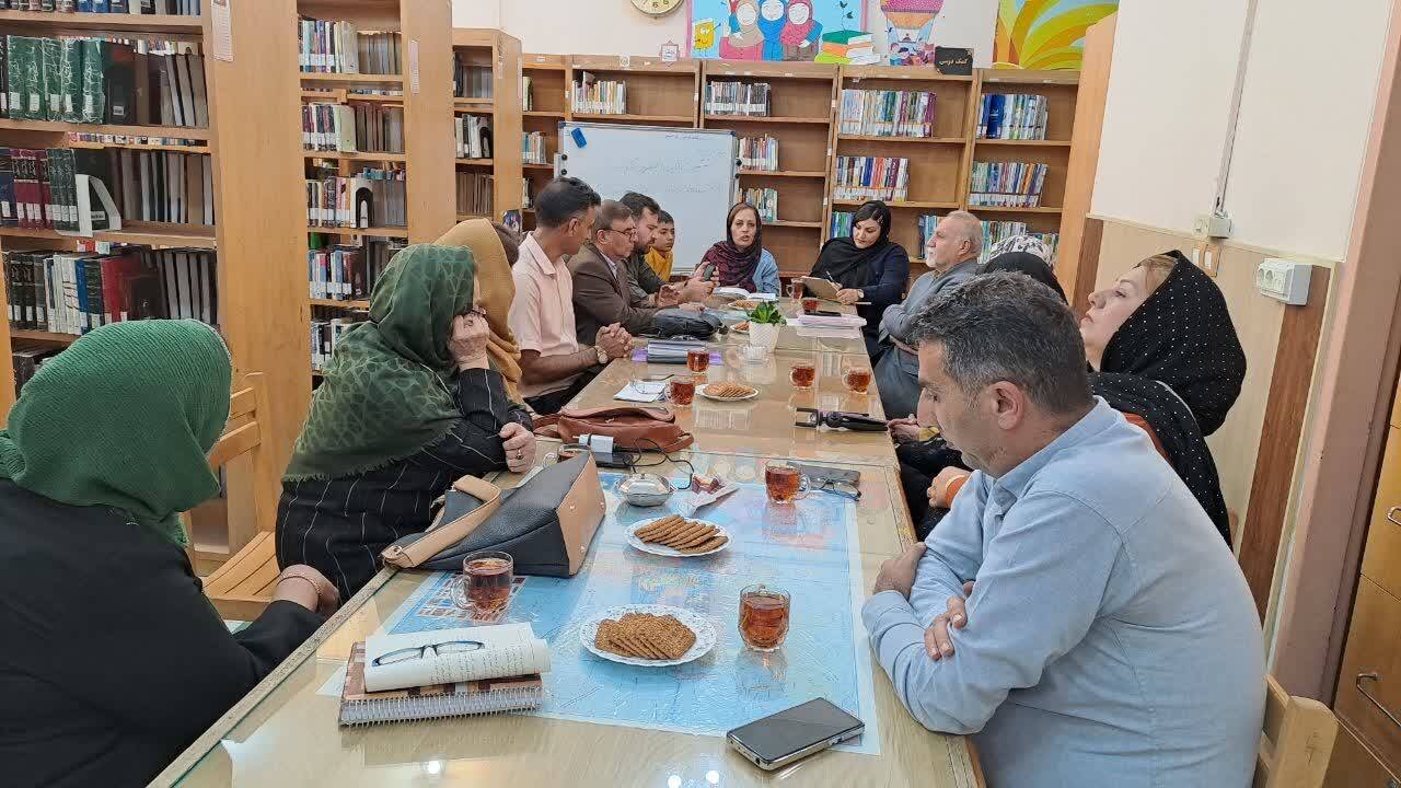 کتابخانه علامه طباطبایی ابهر؛ پایگاه گفت‌وگوی ادبی و ارتقای مهارت‌های زندگی