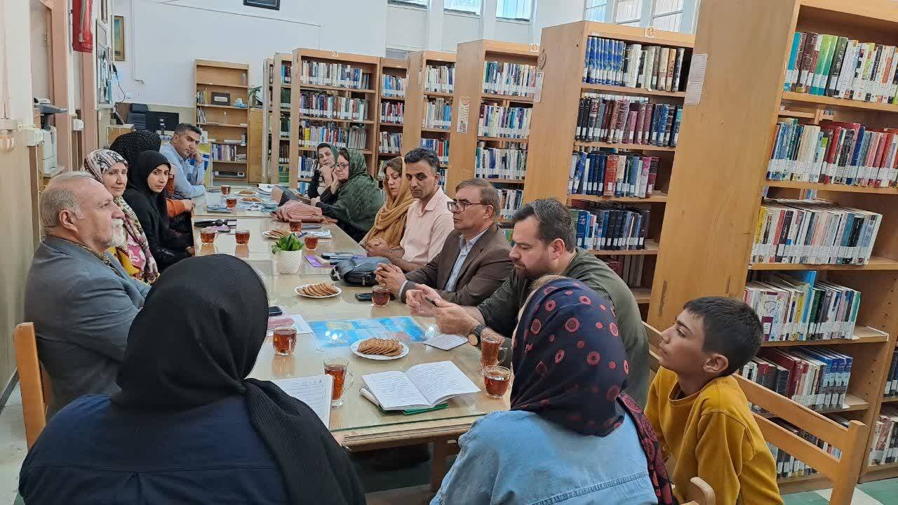 کتابخانه علامه طباطبایی ابهر؛ پایگاه گفتوگوی ادبی و ارتقای مهارتهای زندگی