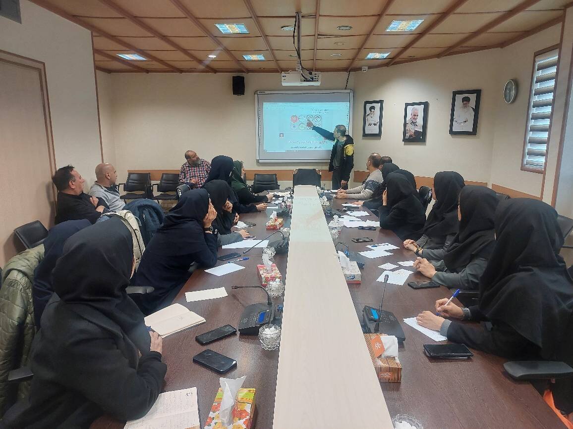 کارگاه آموزشی اطفاء حریق ویژه کارکنان اداره کل کتابخانه های عمومی استان برگزار شد