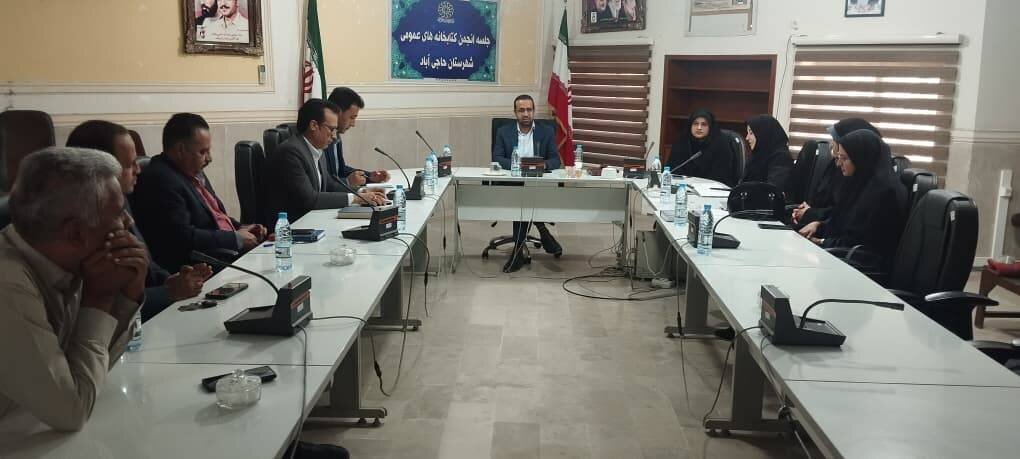 دسترسی به علوم مختلف، از نیازهای اساسی جامعه است که در سایه‌سار کتاب به‌دست می‌آید