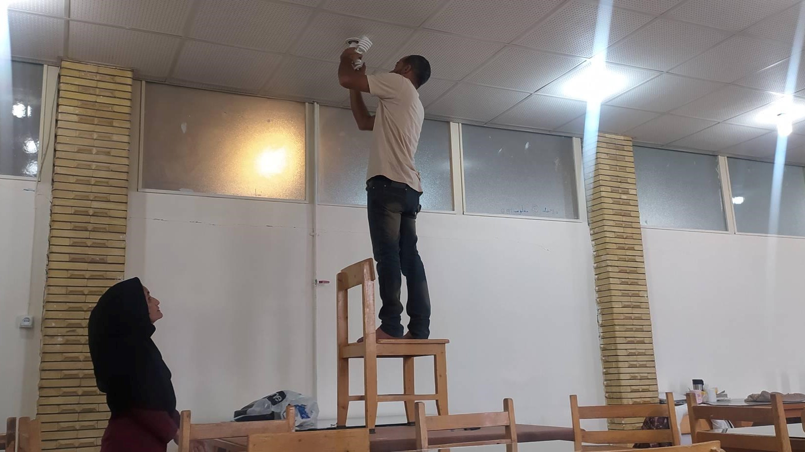 تعمیر و بهسازی سیستم برق کتابخانه میرزای بختیاری انجام شد