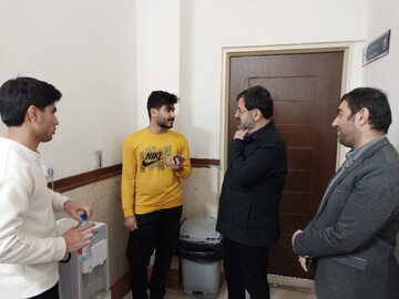 بازدید استاندار از کتابخانه مرکزی