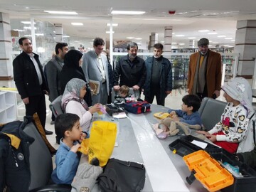 بازدید استاندار از کتابخانه مرکزی