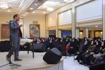 برگزاری دوره آموزشی" فرهنگ سازمانی" ویژه کتابداران کتابخانه‌های عمومی استان یزد