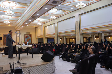 برگزاری دوره آموزشی" فرهنگ سازمانی" ویژه کتابداران کتابخانه‌های عمومی استان یزد