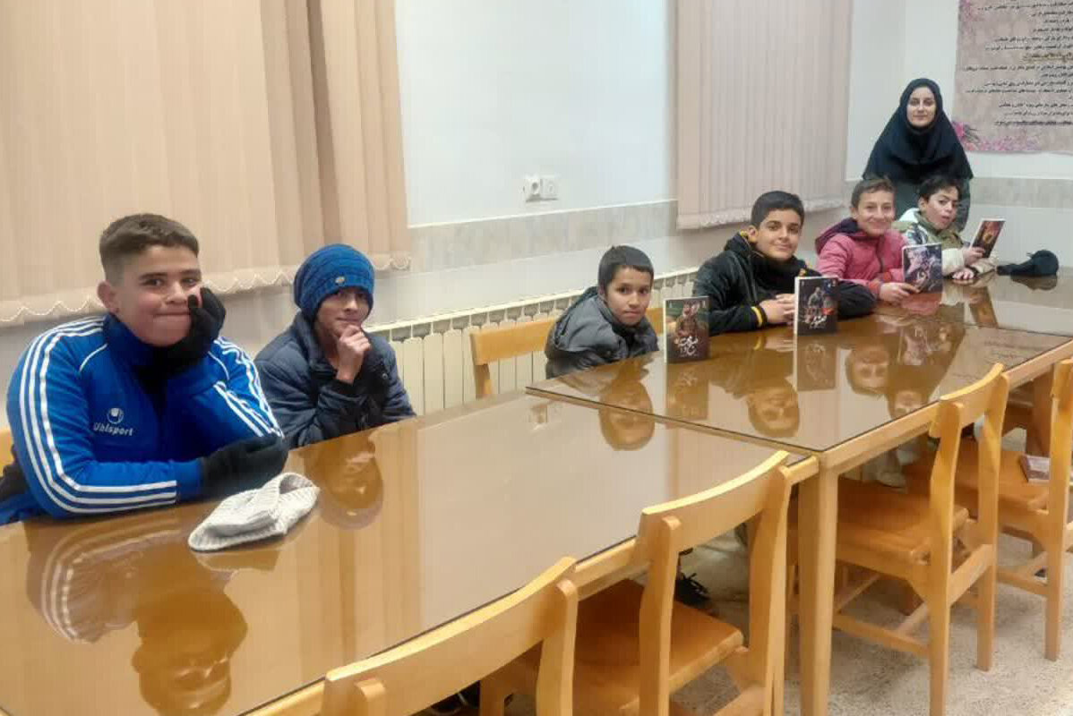 برگزاری نشست‌های کتابخوانی در کتابخانه‌های عمومی استان مرکزی