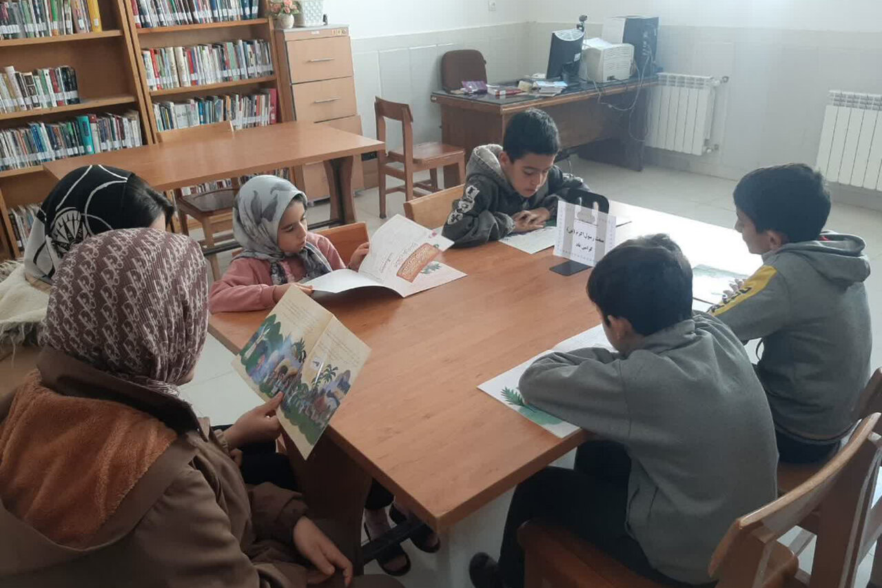 کتابخانه‌های عمومی استان مرکزی میزبان برنامه‌های فرهنگی شدند