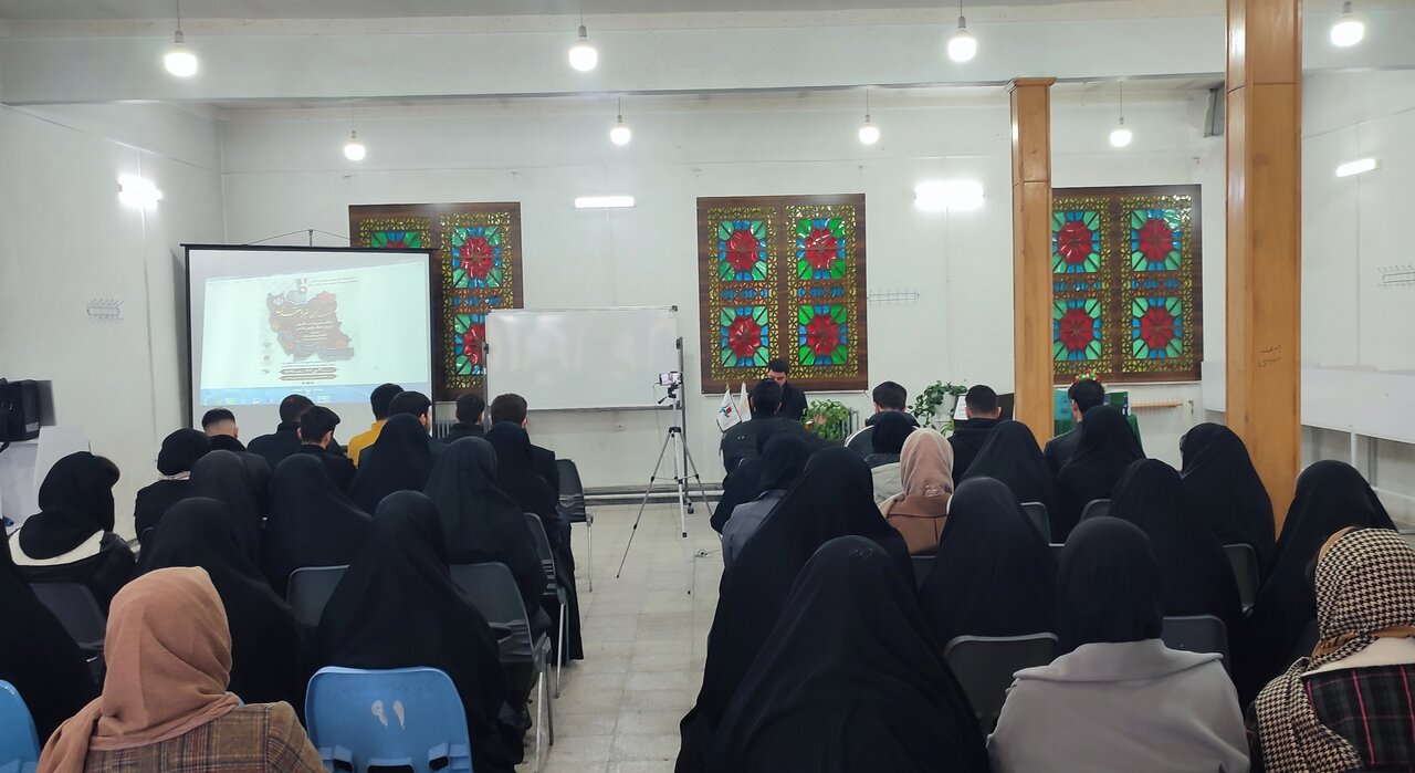 شناخت دقیق فرهنگ غرب، کلید اصلی مقابله آگاهانه با هجمه‌های فرهنگی دشمن است