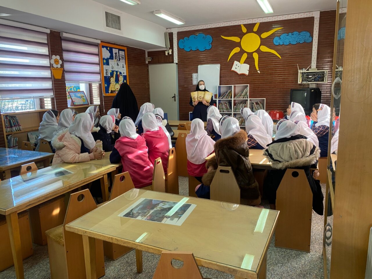 «دوشنبه‌های کار با کودک» در کتابخانه عمومی فرهنگ زنجان