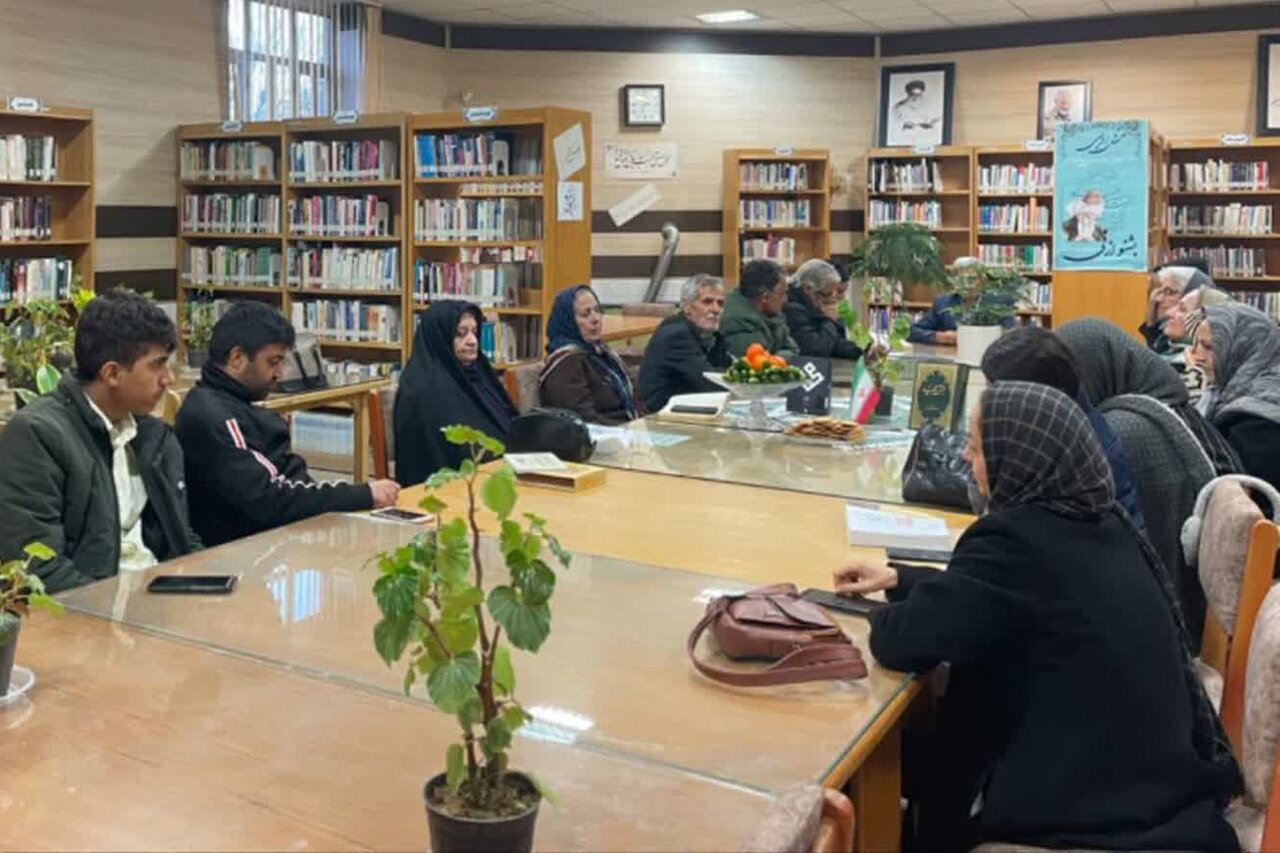 گرامیداشت دهه قرآن و عترت در کتابخانه‌های استان مرکزی
