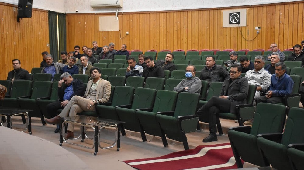 کارگاه تخصصی «ارتباطگیری والدین با فرزندان» ویژه کارکنان دانشگاه صنعتی خاتمالانبیا برگزار شد