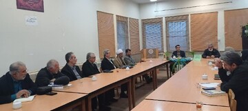 هشتمین دورهمی کتابخوانی ویژه پیشکسوتان در کتابخانه پانزده خرداد شهرستان پیشوا