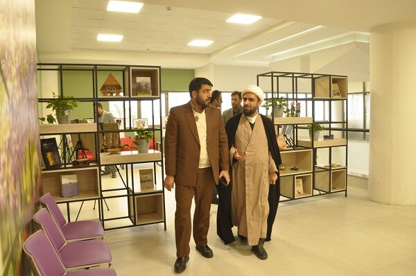 دیدار مدیر نمایندگی شورای سیاستگذاری ائمه جمعه گیلان با سرپرست ادارهکل کتابخانههای عمومی استان