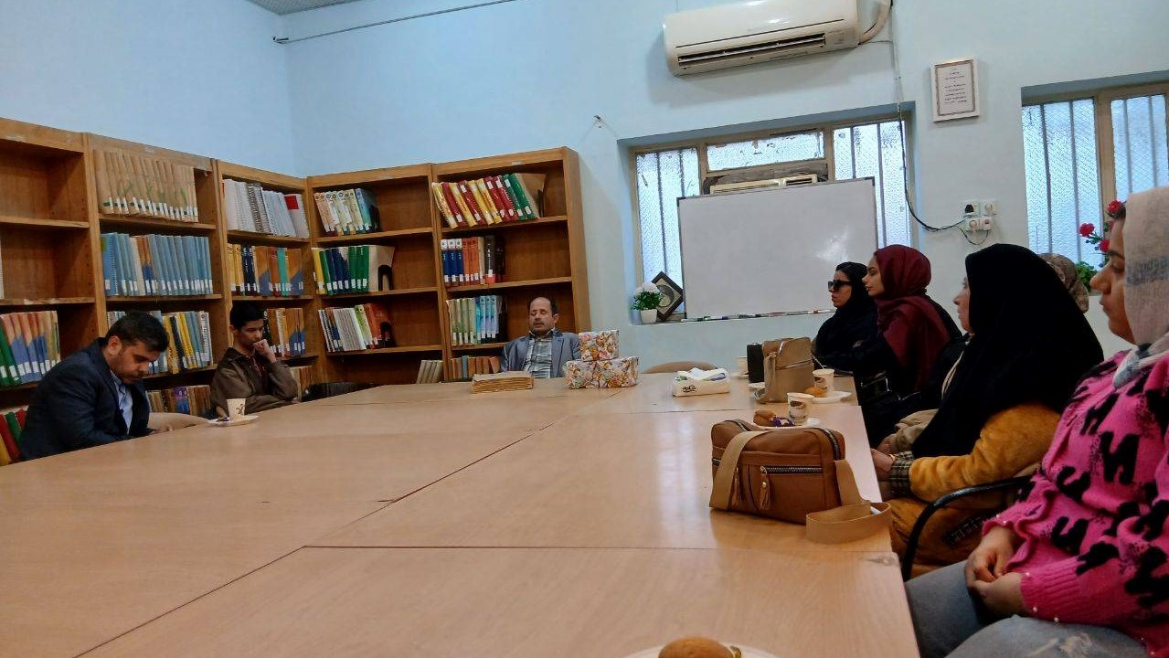 نشست تلاوت و تفسیر قرآن ویژه روشندلان در آبادان برگزار شد