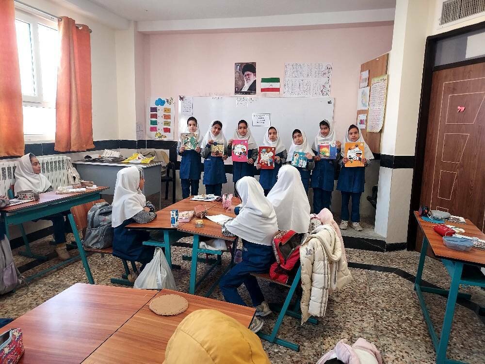 نشست‌های کتاب‌خوان در جاجرم؛ دانش‌آموزان از سیره معصومین(ع) و قصه‌های قرآنی خواندند