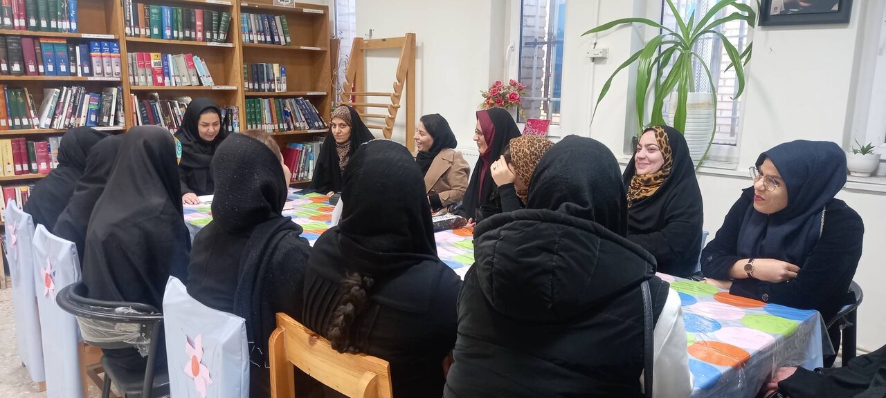اجرای نشست‌ها و کارگاه‌های فرهنگی و آموزشی در کتابخانه‌های عمومی کرمانشاه