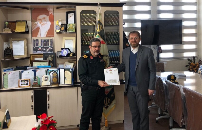 سرپرست اداره‌کل کتابخانه‌های عمومی استان با فرماندهی انتظامی اردبیل دیدار کرد