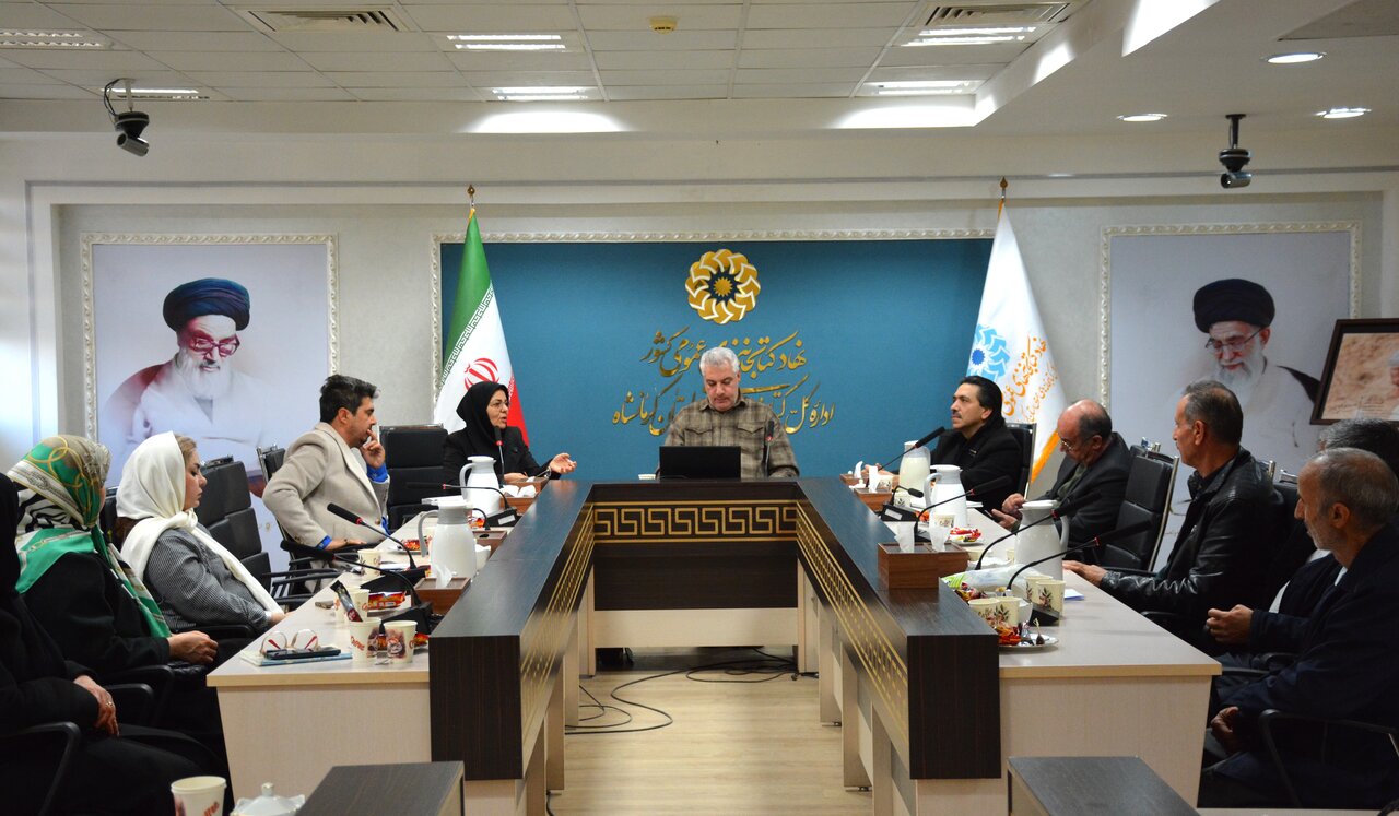 نشست‌های آموزشی و محفل ادبی در کتابخانه‌های کرمانشاه برگزار شد