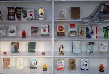 غرفه فرهنگی-ترویجی اداره کل کتابخانه‌های عمومی در اجلاسیه کنگره ملی ۱۲۰۰۰ شهید استان آذربایجان‌غربی