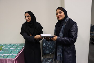 بازدید دستیاران جوان از کتابخانه مرکزی یزد