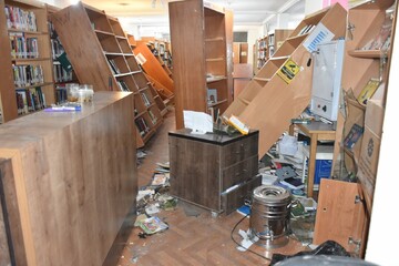 تخریب کتابخانه مولوی شیراز