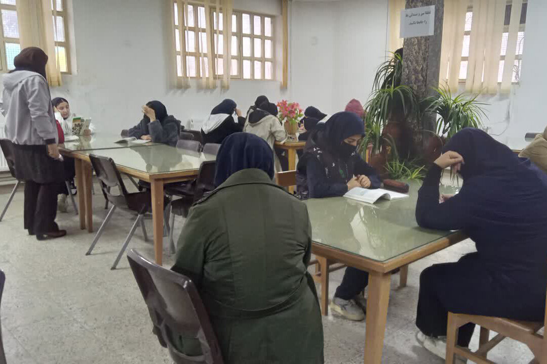 پویایی کتابخانههای استان مرکزی با اجرای نشستهای فرهنگی و کارگاههای آموزشی