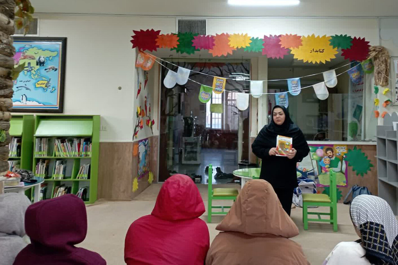 پویایی کتابخانههای استان مرکزی با اجرای نشستهای فرهنگی و کارگاههای آموزشی