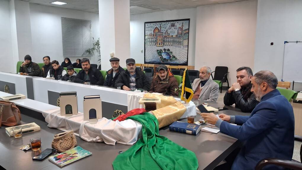 ویژهبرنامه «زندگی با آیهها» در کتابخانه عمومی مرکزی بجنورد برگزاری شد