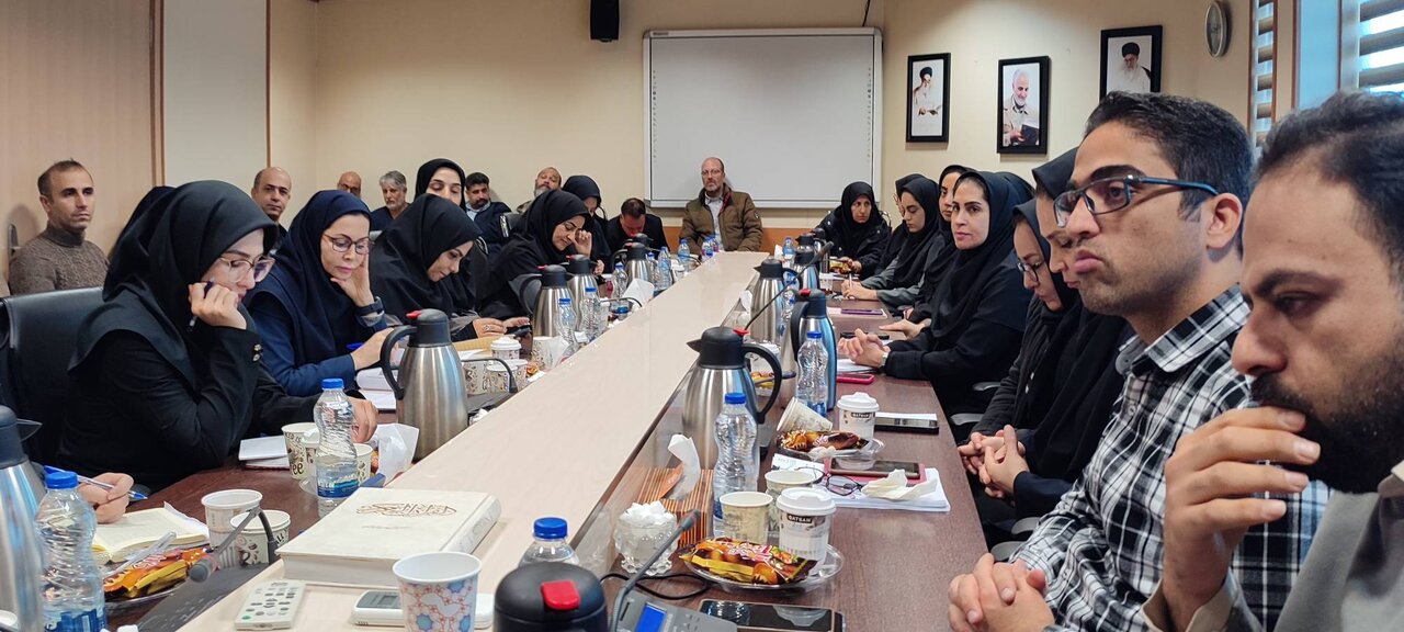 دومین نشست شورای اداری اداره کل کتابخانه های عمومی استان تهران