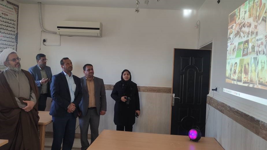 مسئولان شهری از کتابخانه عمومی برکت امیرالمؤمنین(ع) بازدید کردند