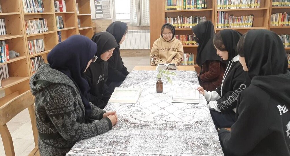 پویایی کتابخانه‌های استان تهران با اجرای نشست‌های فرهنگی و کارگاه‌های آموزشی