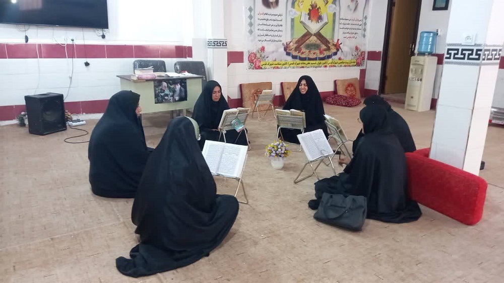 محفل قرآنی ویژه بانوان در سایه اعیاد شعبانیه در ماهشهر برگزار شد