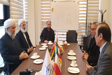 کتابخانه سیار گلستان در مسیر حمایت شرکت کانسار خزر