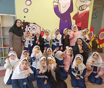 برگزاری برنامه‌های متنوع فرهنگی و آموزشی ویژه کودکان در کتابخانه مرکزی امام خمینی (قدس‌سره)
