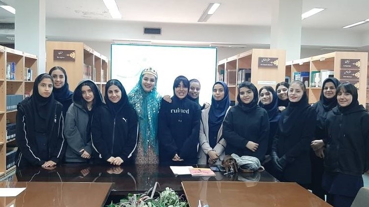 «گرگ بزرگ و گرگ کوچک» زیر ذره‌بین نقد؛ روایت دوستی و همدلی در جمع دانش‌آموزان هنرستان هما