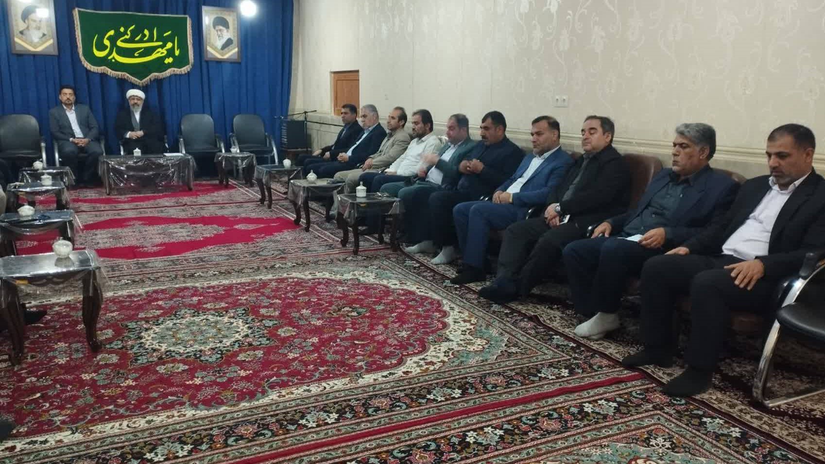 در دیدار شورای اداری شهرستان لالی با امام جمعه، دستاوردهای انقلاب در توسعه کتابخانههای عمومی تبیین شد