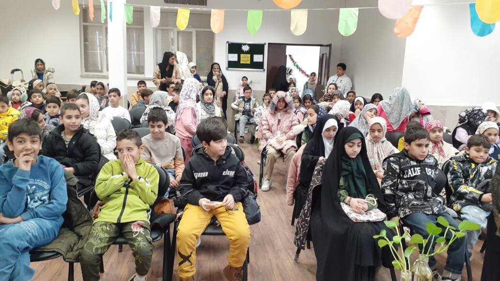 جشن باشکوه نیمه شعبان در کتابخانه شهدای نیروی زمینی تهران