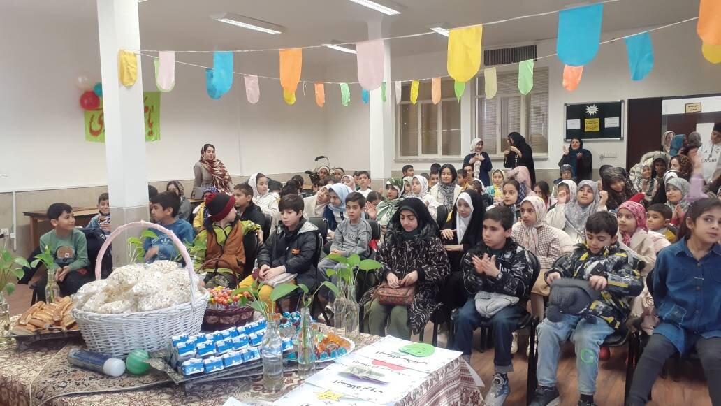 جشن باشکوه نیمه شعبان در کتابخانه شهدای نیروی زمینی تهران