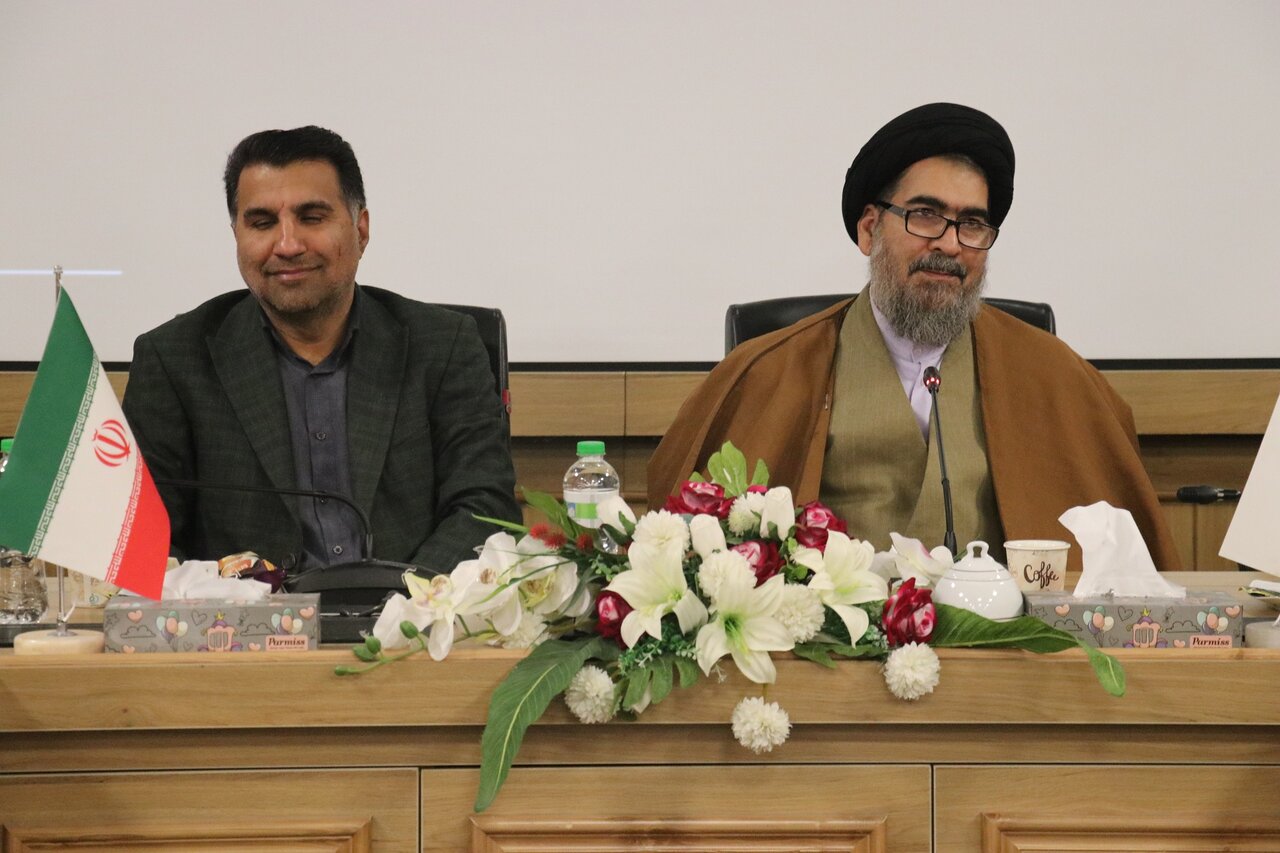 کتاب «مهدویت و روانشناسی» رونمایی شد