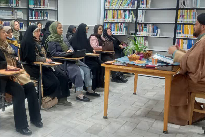 کتابخانه‌های عمومی استان مرکزی میزبان جشن‌های نیمه‌شعبان شدند