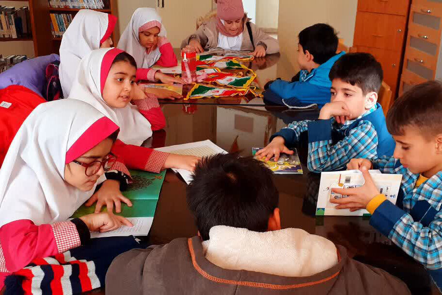 کتابخانههای عمومی استان مرکزی میزبان جشنهای نیمهشعبان شدند