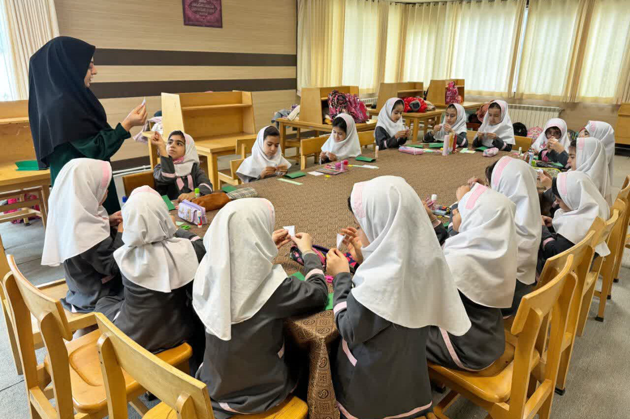 کتابخانه‌های عمومی استان مرکزی میزبان جشن‌های نیمه‌شعبان شدند